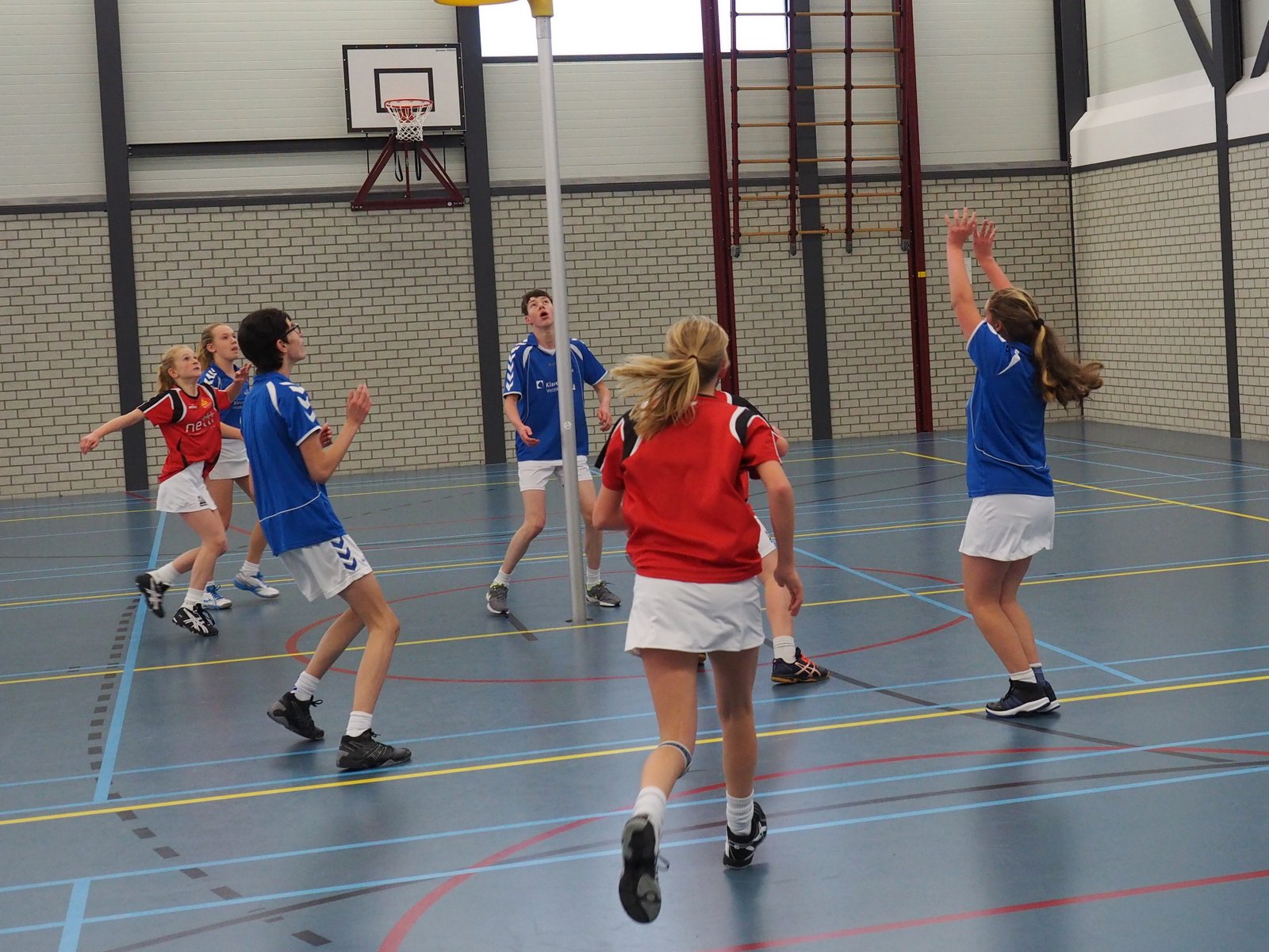 Korfbal B2_28 november-010.JPG